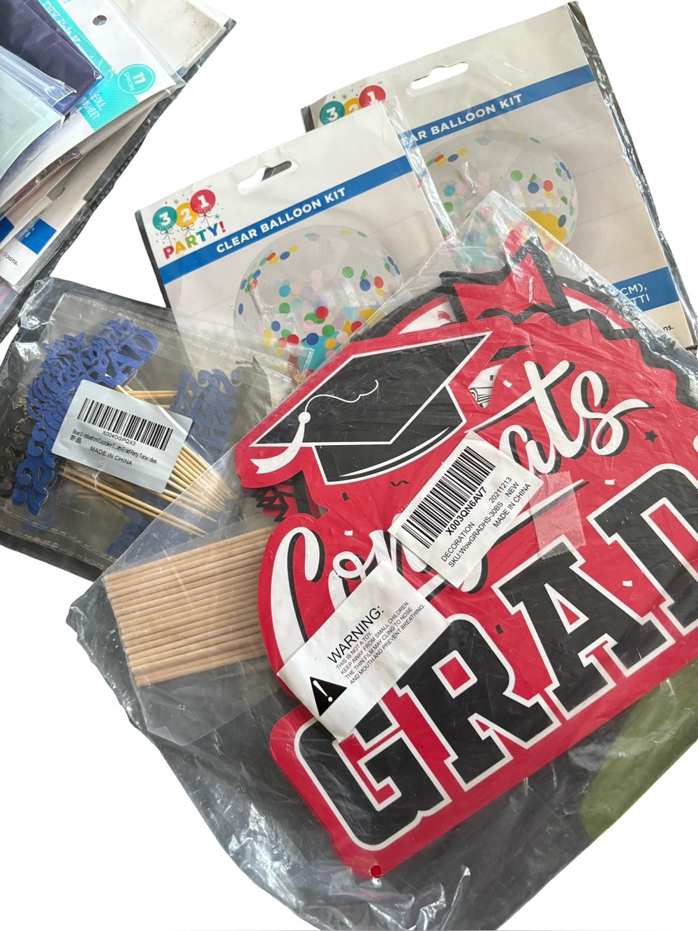 Graduation Party Bundle - Picture 1 of 7